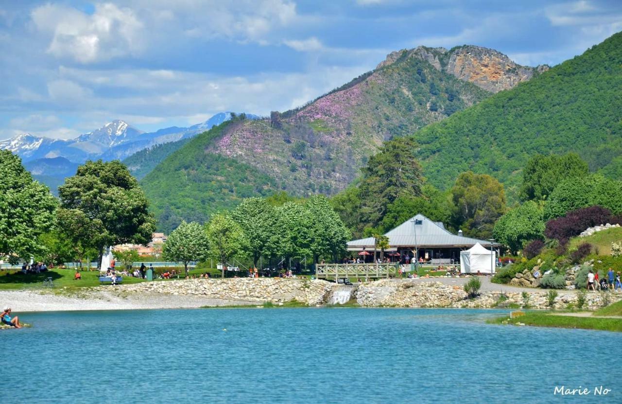 Camping Du Bourg Динь-ле-Бен Экстерьер фото